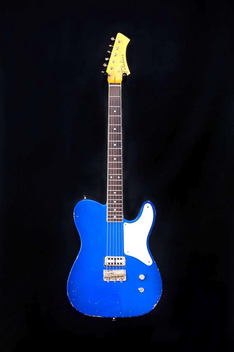 Tatalias T-Style, Relic blue